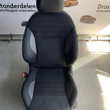 Left front seat Peugeot 2008 half leather