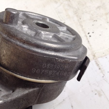 Belt tensioner 9675874680 Peugeot 208