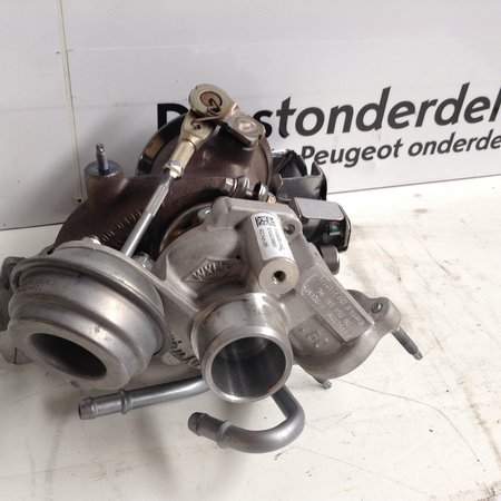 Turbo 9818479380 Peugeot 3008 P84E 1.2 (Engine code HNY)