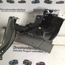 piece of chassis leg, inner panel, front right, Peugeot 2008