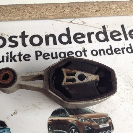 Motorsteun van het subframe 9810221880 Peugeot 208