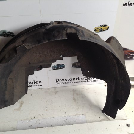 Rear wheel well 9810125580 peugeot 3008 P84E