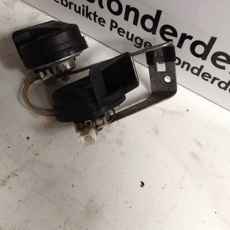 Horn 9815870780 Peugeot 3008 P84E