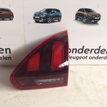 Achterlicht Rechts in Achterklep 9814757280 Peugeot 2008 Facelift Model