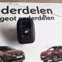 Raamschakelaar Rechts-Achter 98242552ZD Peugeot 2008