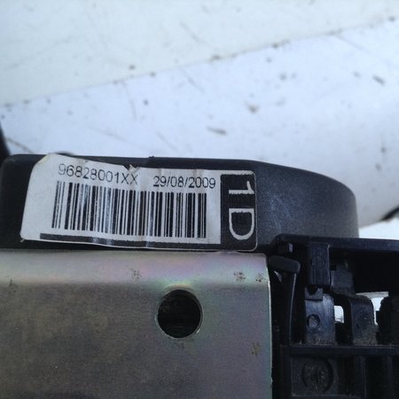 Seatbelt Right-Front 96828001XX Peugeot 308CC convertible