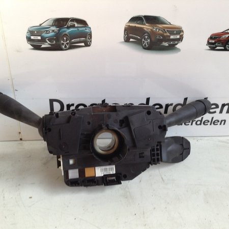 Combi switch 98030392ZD Peugeot 2008