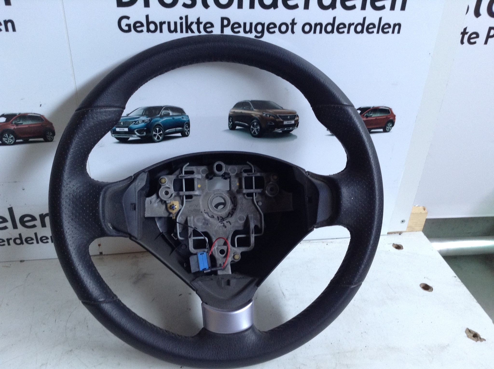 Maken dump Makkelijk in de omgang Plakkend stuur - Peugeot Meeting