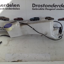 Windshield washer reservoir 9826400780/9810819180 Peugeot 3008 P84E