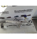 Scheibenwaschbehälter 9826400780/9810819180 Peugeot 3008 P84E