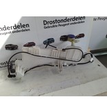 Windshield washer reservoir 9826400780/9810819180 Peugeot 3008 P84E