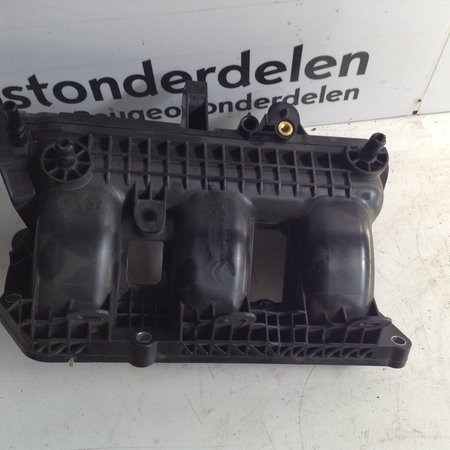 Intake manifold 9807095880 Peugeot