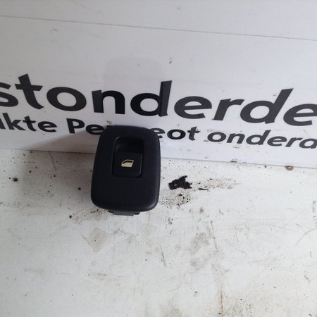 Window switch Left-Rear 96623726XT Peugeot 308CC