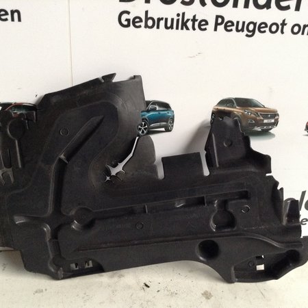 Protection plates between Chassis beam Right 9675253180 Peugeot 208