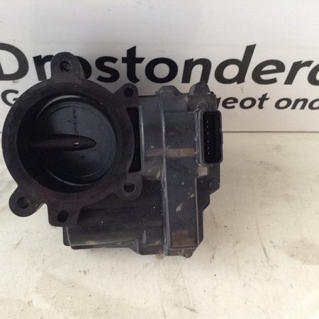 Gasklephuis V860560480  Peugeot 2008 1600 VTI (163636)