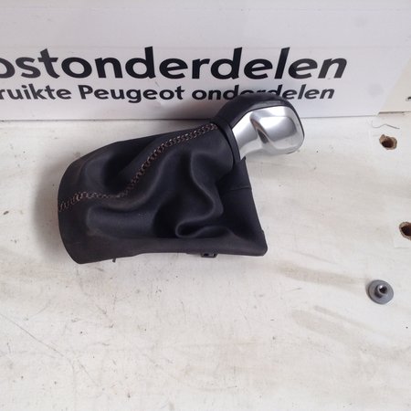 Gangschaltung + Abdeckung Peugeot 2008 mit Chrom