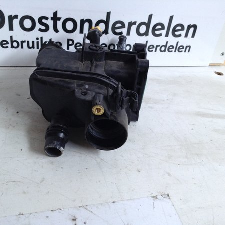 Thermostaathuis 9807198480 Peugeot 308