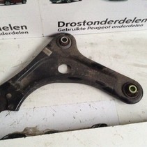 Suspension arm Left 9803286580 Peugeot 2008