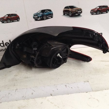 Rear light Left 9825601280 Peugeot 208 Facelift