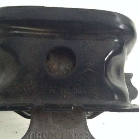 Engine mount 9680138380/9681706580 Peugeot 2008 1600 VTI