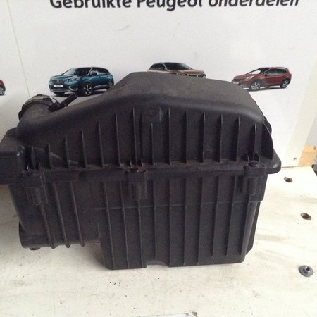 Air filter housing 9826454780 Peugeot 208