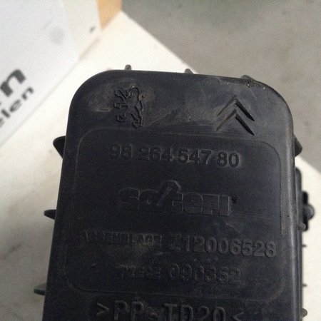 Luchtfilterhuis 9826454780 Peugeot 208