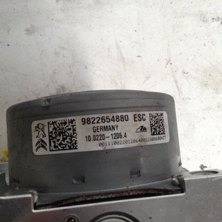 ABS PUMP 9822654880 Peugeot 2008