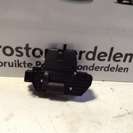 Tailgate lock mechanism 9694648680 Peugeot 208