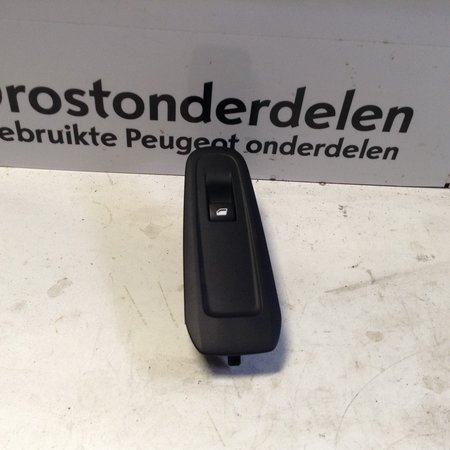 Window switch Right-Front 96762292ZD Peugeot 308 T9