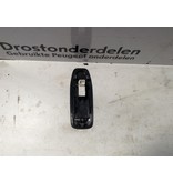Window switch Right-Front 96751115ZD Peugeot 208