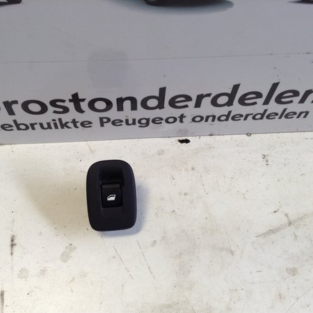Raamschakelaar Rechts-Achter 96751119ZD Peugeot 208