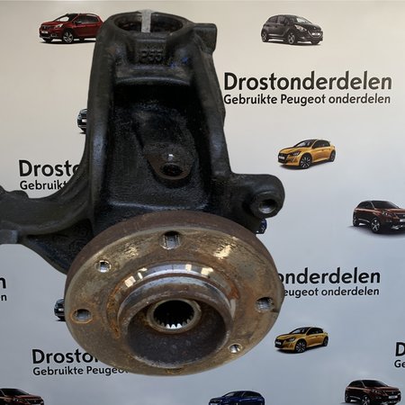 Fusee Rechts-Voor  Peugeot 208 1.2 82PK P55  (1607557580)