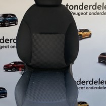 left-front seat peugeot 208