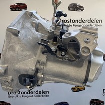 Automaatbak met versnellingsbakcode 20A612  peugeot 2008 (1607893880)