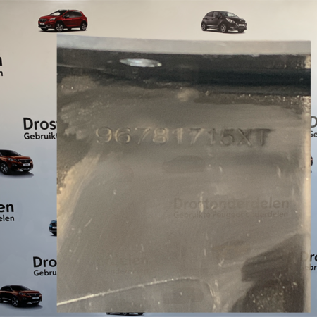 Eckstück Seitenschürze Rechts 96781715XT Peugeot 2008