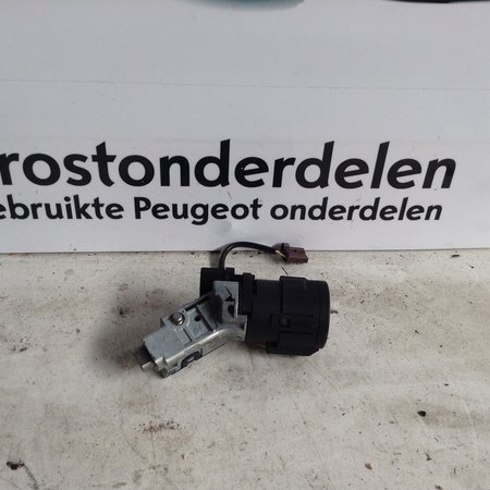 Ignition lock + key 9673257480 Peugeot 308 II T9