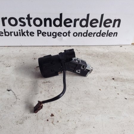 Ignition lock + key 9673257480 Peugeot 308 II T9