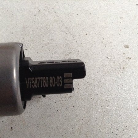 Control valve Camshaft control V758776080 Peugeot 208