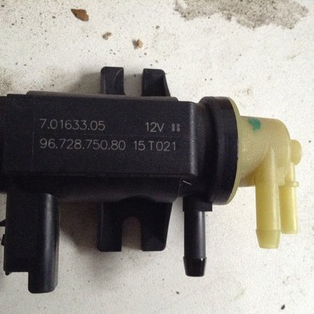 Turbo pressure regulator 9672875080 Peugeot 308