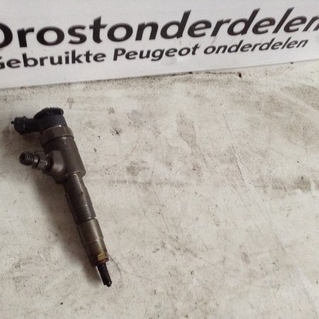 Einspritzdüse 0445110566 Peugeot 208 1.6 Diesel