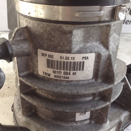 Power steering pump 9670700480 peugeot RCZ(1610014580)