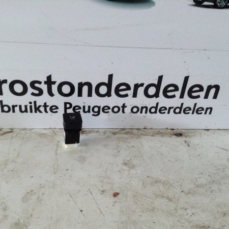 Sitzheizungsschalter 9812779677 Peugeot 3008 II P84E