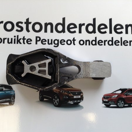 Motorsteun Midden Onder  9805734780 Peugeot 3008 II P84E