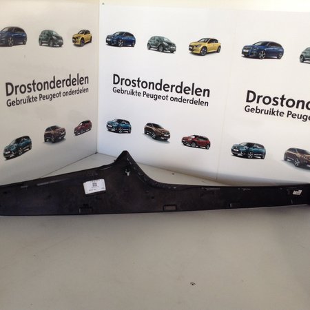 Armaturenbrettbezug Stoff Rechts 9827015977 / 98101650ZD Peugeot 3008 II