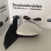 Außenspiegel links 98271329XT Peugeot 2008 II P24E Farbe Perlmuttweiß KWED