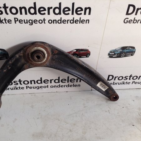 Control Arm Right 1643189180 / 1610938180 Peugeot 308 (3521R3)