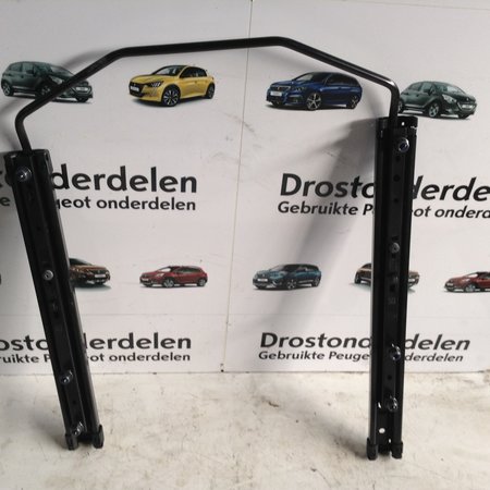 Stoelrails Rechts 9823918680 Peugeot 208 II P21E