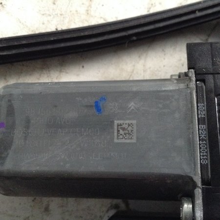 Window Mechanism Front Left 9815650280 Opel Grandland X