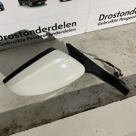 Outside mirror Right Peugeot 208 Color white EWP