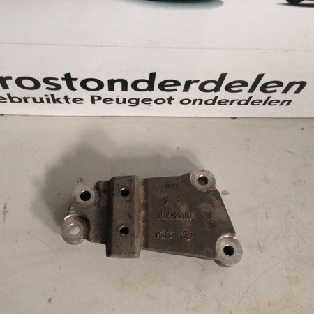 Gearbox Support 9805925180 Peugeot 2008